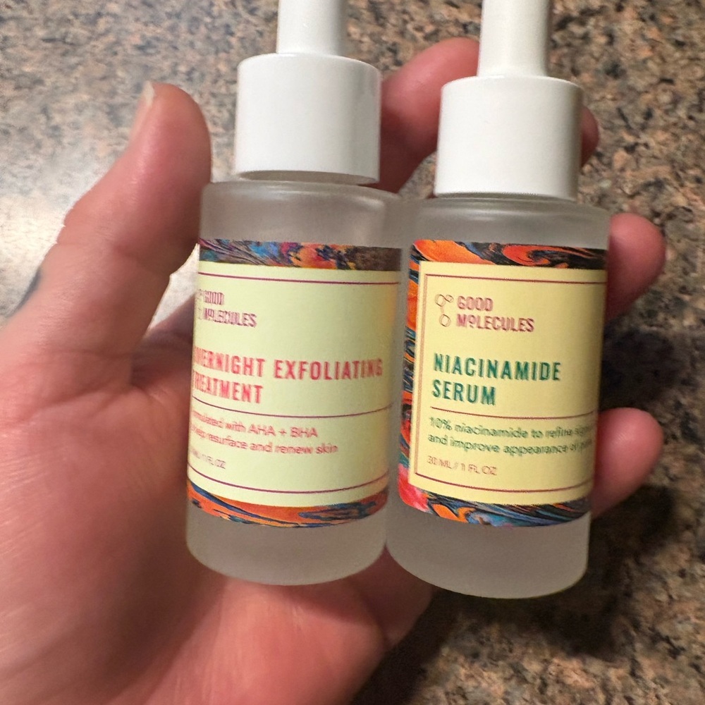 Overnight Exfoliating Treatment and Niacinamide Serum Set Good molecules